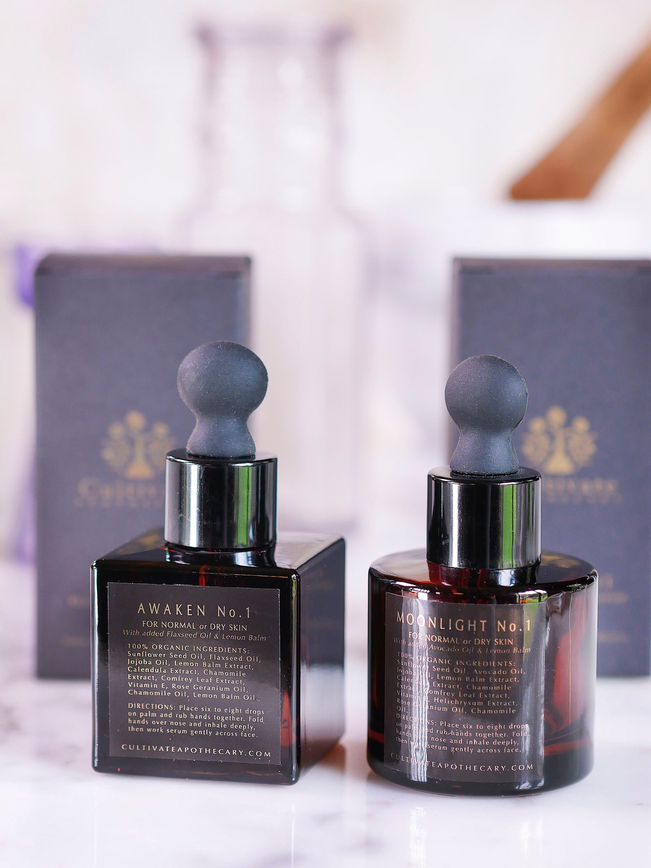 Serum and oil set for dry skin.