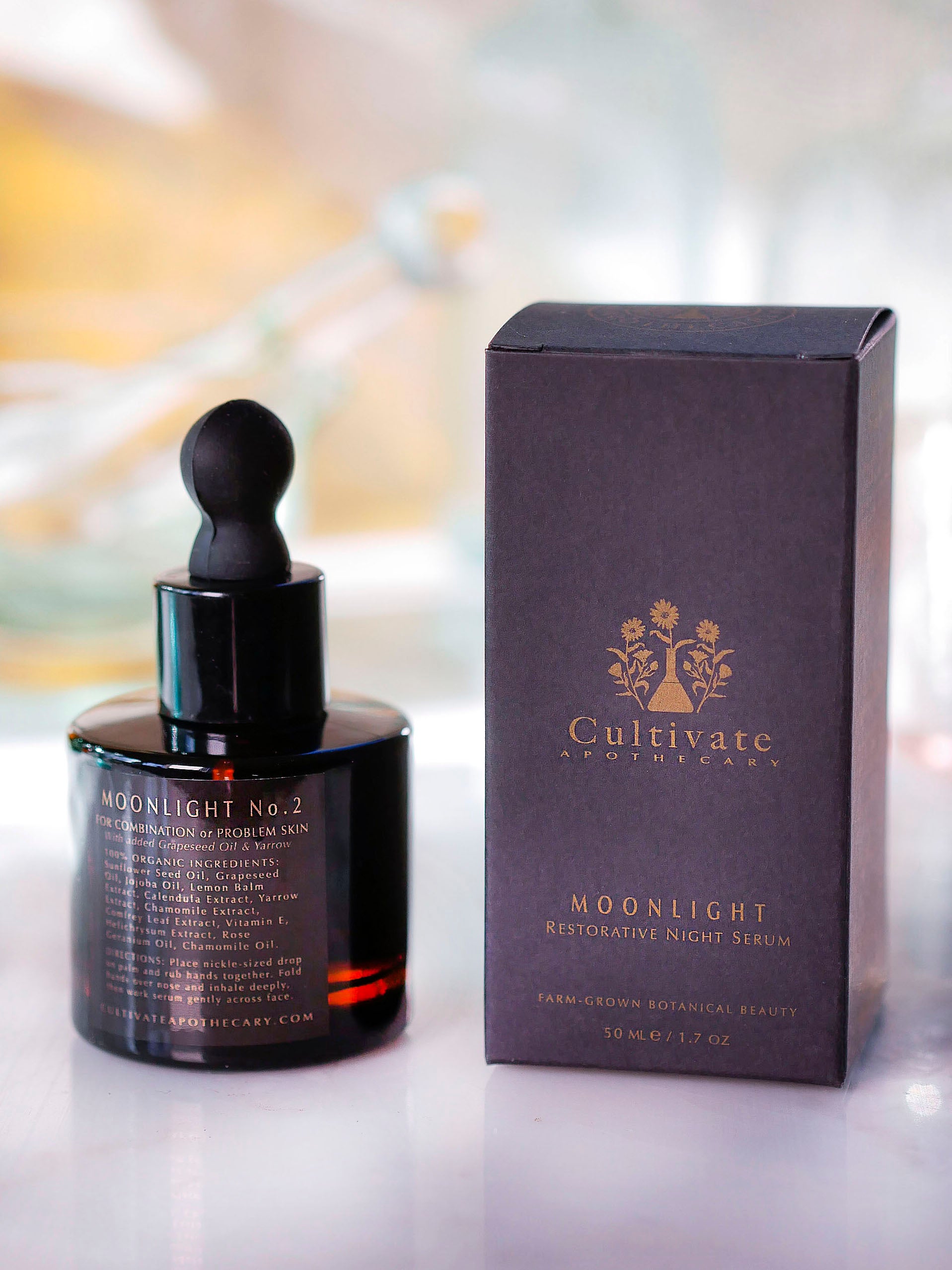 Botanical skincare from the skincare set for combination skin.